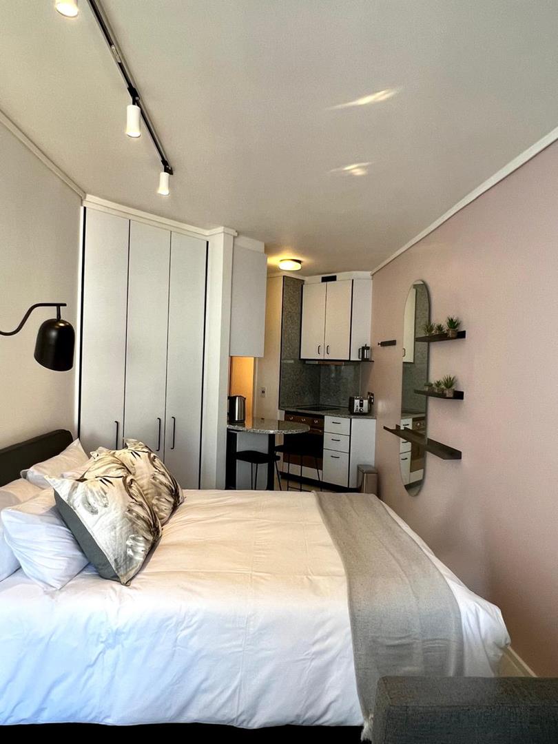 To Let 0 Bedroom Property for Rent in Sea Point Western Cape